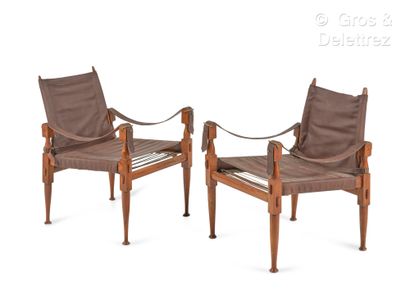 Travail 1960
Paire de fauteuils à dossiers...