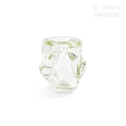 André THURET (1898-1965)
Vase en verre épais...