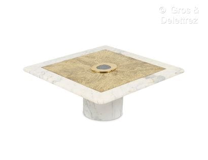 Willy DARO (XXe)
Table basse en marbre blanc...