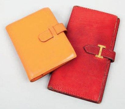 HERMÈS Paris made in France
Ensemble comprenant...
