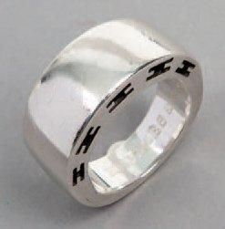 HERMES Paris
Bague modèle 