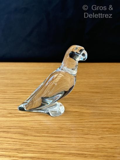 BACCARAT 
Perroquet
Presse-papier en cristal....