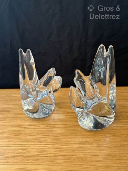 SCHNEIDER FRANCE
Flammes 
Paire de sculptures...