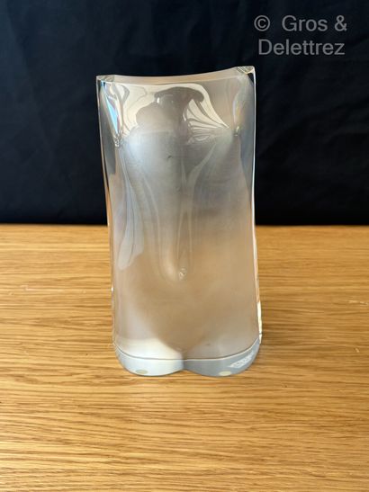 BACCARAT 
Buste de femme 
Sculpture en cristal...
