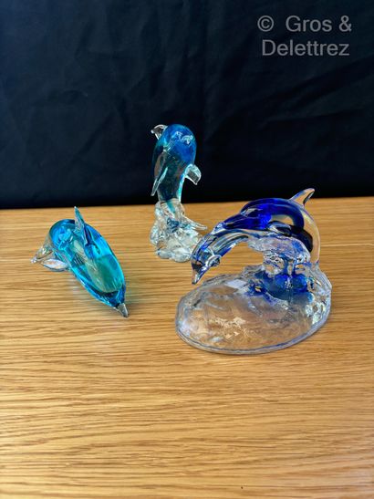 Travail moderne
Lot en verre et cristal teinté...