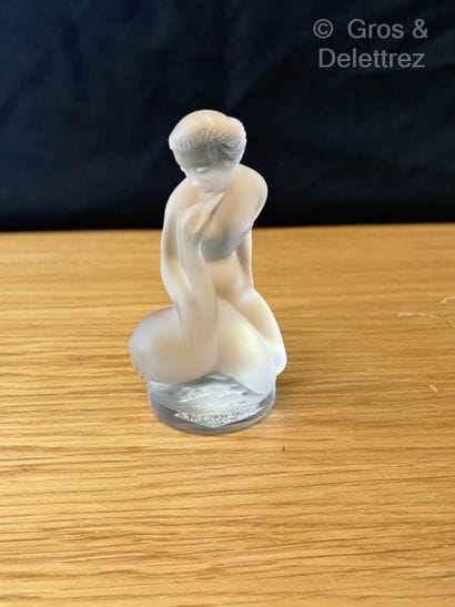 LALIQUE FRANCE
Léda et le cygne
Presse-papier...