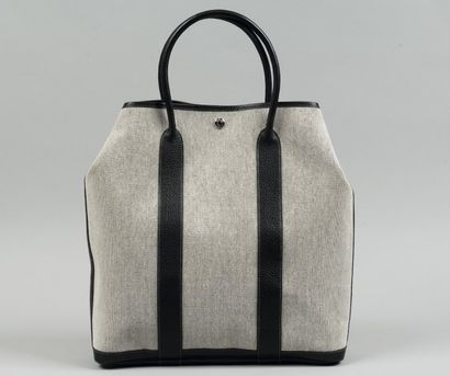 HERMÈS Paris made in France
*Sac « Garden...