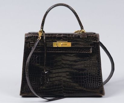 HERMÈS Paris made in France
*Sac « Kelly...
