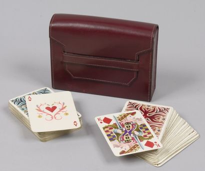 HERMES Paris
*Coffret en cuir bordeaux contenant...