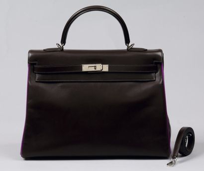 HERMÈS Paris made in France
*Sac «Kelly»...