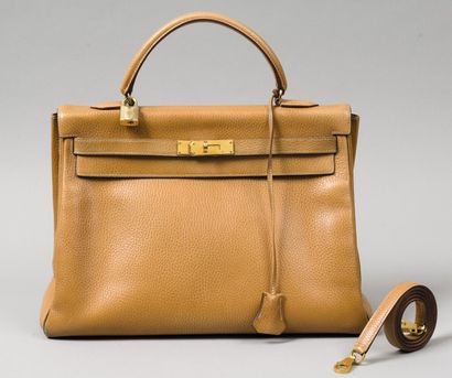 HERMÈS Paris made in France
*Sac «Kelly»...