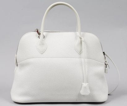 HERMÈS Paris made in France
*Sac « Bolide...