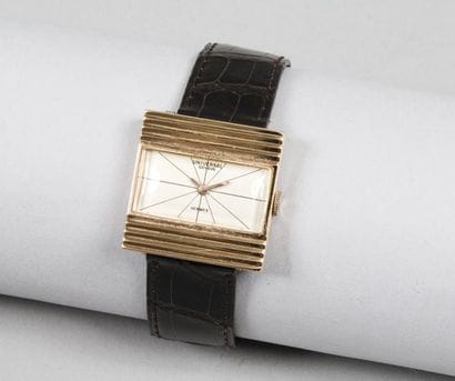 HERMES Paris
n° 2126469/18836 1 *Montre en...