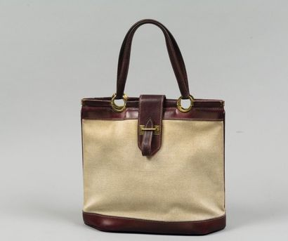 HERMES Paris
breveté *Sac Berry en toile...