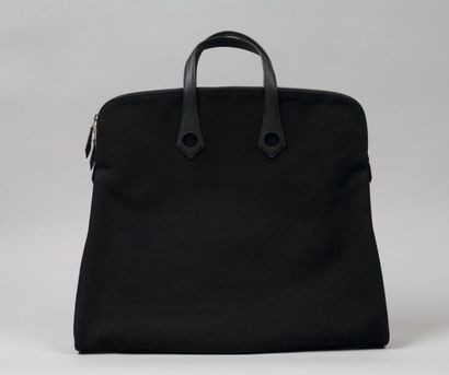 HERMÈS Paris made in France
*Grand sac «Hiboo»...