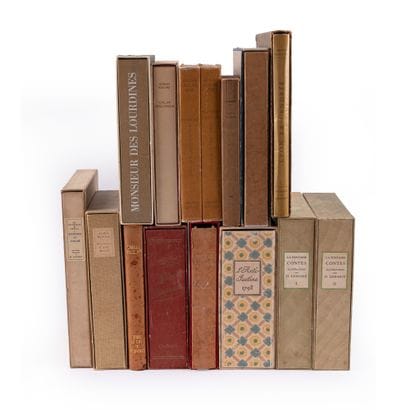 [MODERN ILLUSTRATED BOOKS. 20th Century]

A...