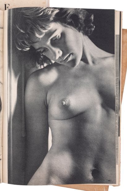 [NUDISM AND NATURISM. MODERN PHOTOGRAPHY].

SET...