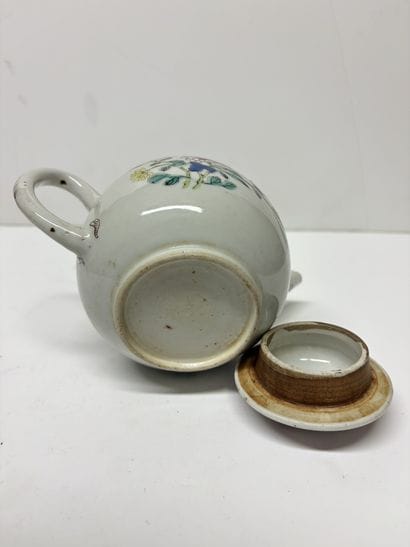 Chine, Compagnie des Indes, XVIIIe siècle
Théière...