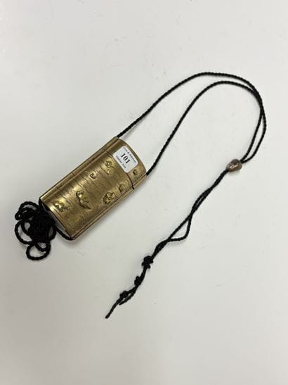 Japon, XIXe siècle
Sagemono-étui imitant...