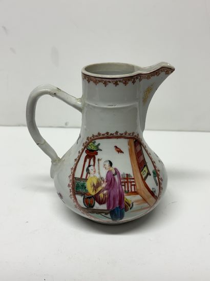 Chine, Compagnie des Indes, XVIIIe siècle
Verseuse...