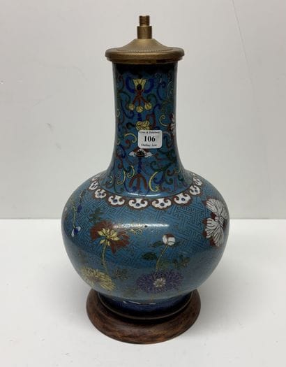 Chine, fin du XIXe
Vase balustre à haut col...