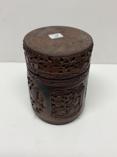 Chine, XXe siècle
Pot à tabac en bambou,...