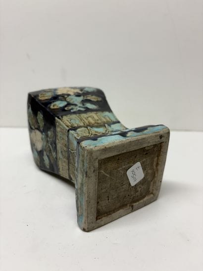 Chine, période Ming
Vase en céramique émaillée...