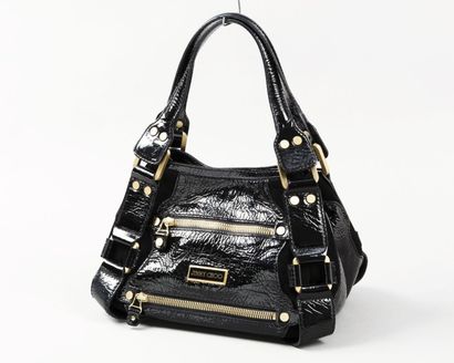 Jimmy CHOO
Sac 28cm en cuir vernis froissé...