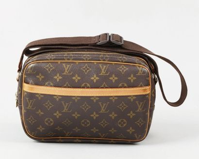 LOUIS VUITTON
Sac «Reporter» 28cm en toile...
