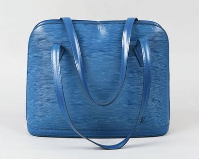 LOUIS VUITTON
Sac «Lussac» 37cm en cuir épi...