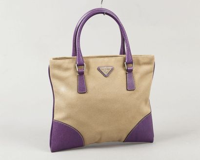 PRADA
Mini sac 25cm en toile kaki et sanglier...