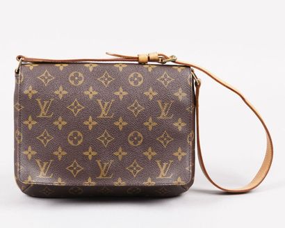 LOUIS VUITTON
Sac «Musette» 24cm en toile...