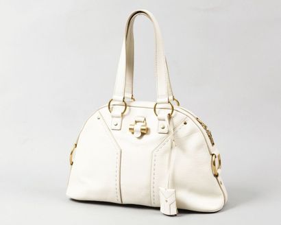 Yves Saint LAURENT
Sac «Muse» 36cm en cuir...