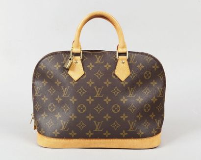 LOUIS VUITTON
Sac «Alma» 30cm en toile monogram...
