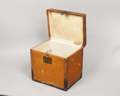 Louis VUITTON rue Scribe n°182618, Serrure...