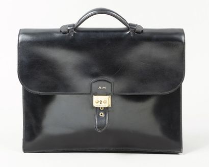 HERMES Paris
Sac à dépêches à deux soufflets...