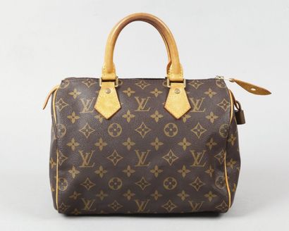 LOUIS VUITTON
Sac «Speedy» 25 cm en toile...