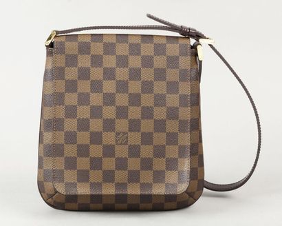 LOUIS VUITTON
Sac «Musette» 24cm en toile...