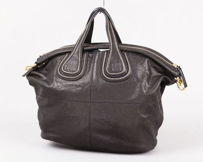 GIVENCHY
Sac «Nightingale» 35cm en cuir froissé...