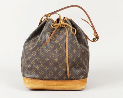 LOUIS VUITTON
Sac «Noé» grand modèle en toile...