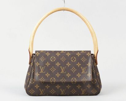 LOUIS VUITTON
Sac «Looping» 28cm en toile...