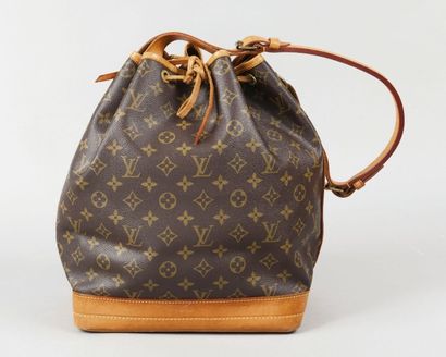 LOUIS VUITTON
Sac «Noé» grand modèle en toile...