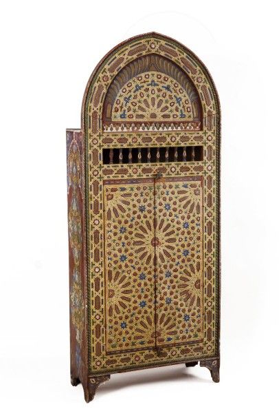 Paire de guéridons octogonaux en bois incrusté...