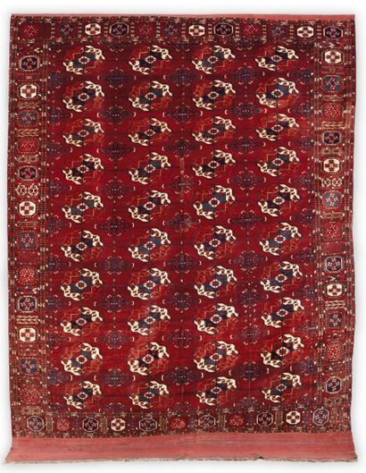 TAPIS TEKKE, TURKESTAN An antique classic...