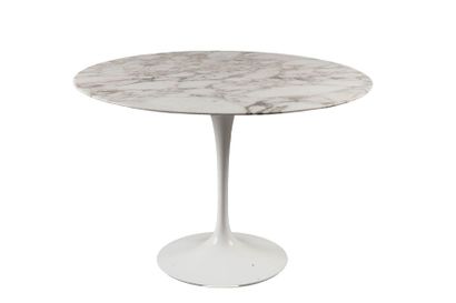Eero Saarinen (1910-1961)

Table «Tulip»
Table...