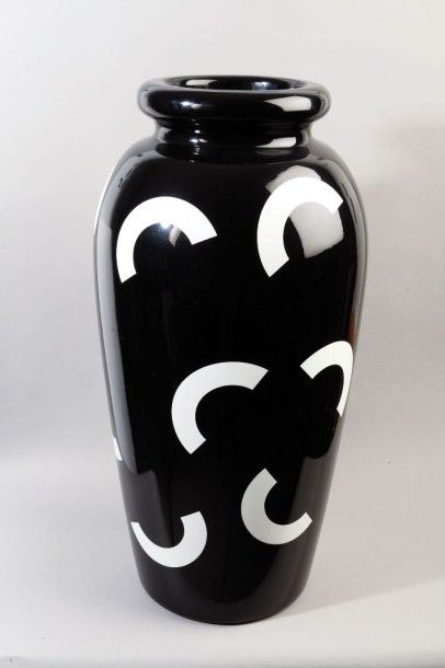 Alessandro MENDINI (né en 1931)

Vase «VELZNA...