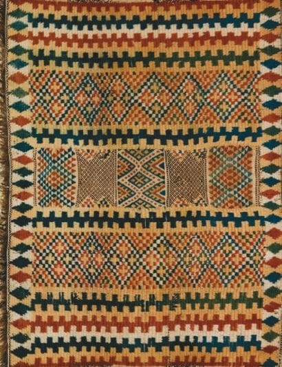 Un ancien Tapis Aït Ouaouzguite, Maroc. Ait...