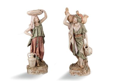 ROYAL DUX BOHEMIA Porteur et porteuse d’eau...