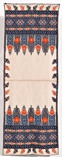 Importante Broderie de Salé, Maroc An antique...