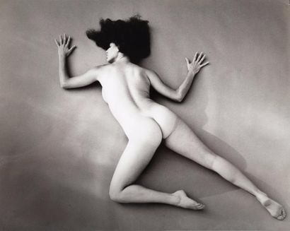 André de Dienes (1913-1985) Nu allongé, c....
